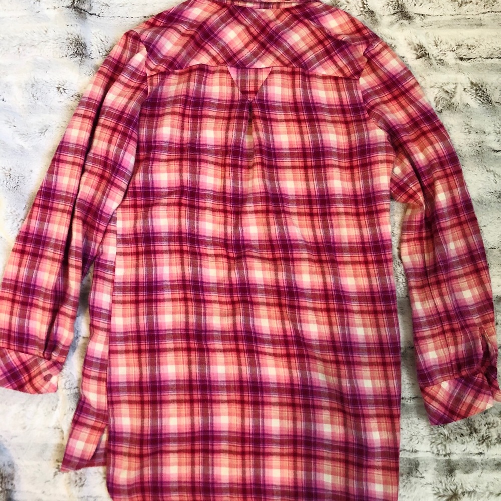 Make + Model Lightweight Plaid Button-Down - Picture 2 of 4